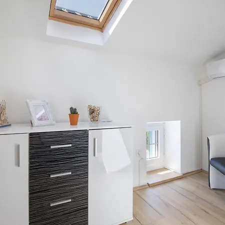 Apartment House Domen
