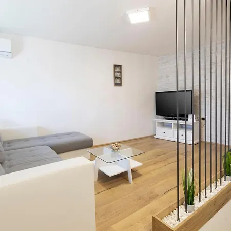 House Domen * Medulin